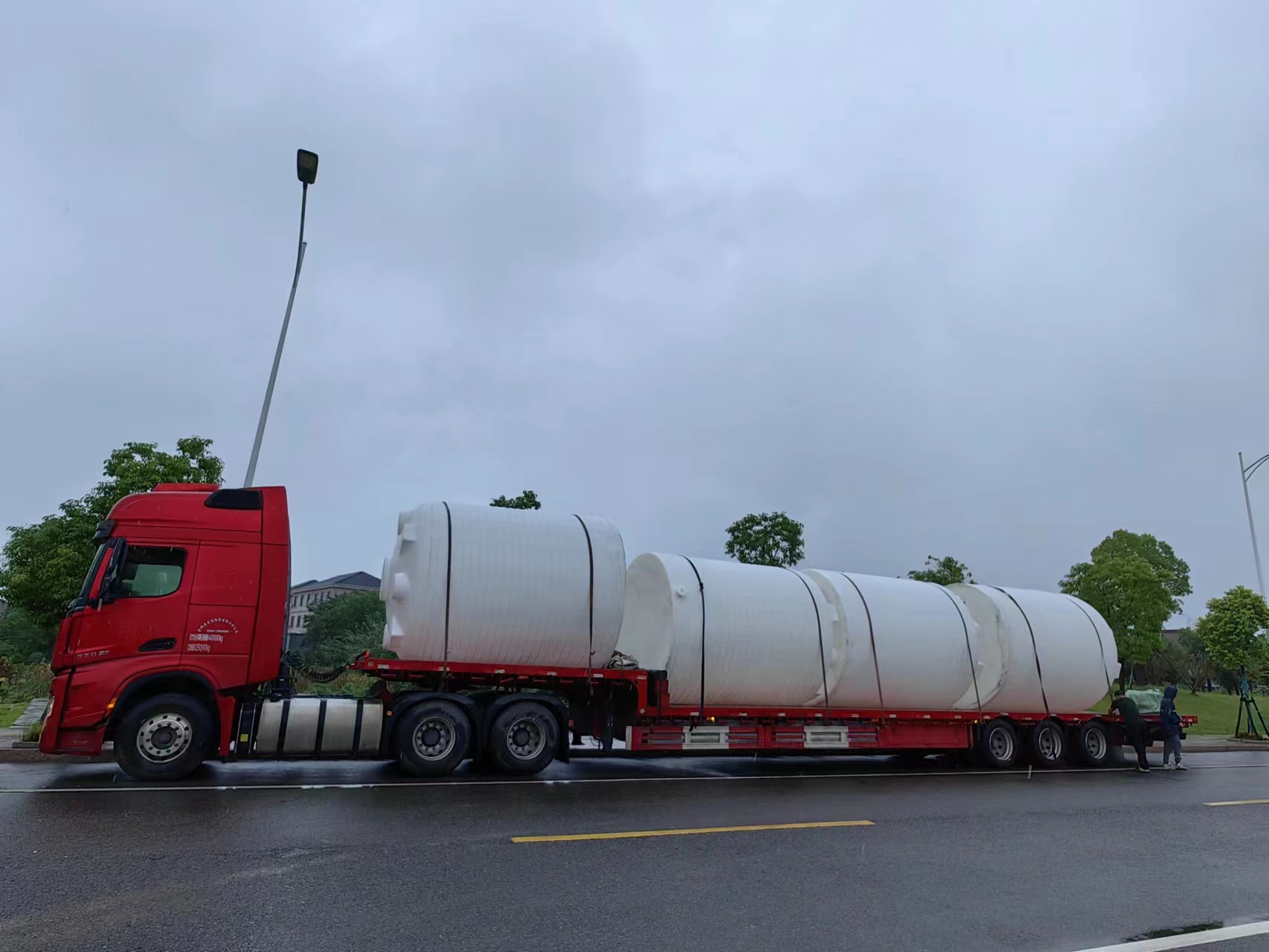 迅升白色外加劑塑料儲罐容器廠家定制