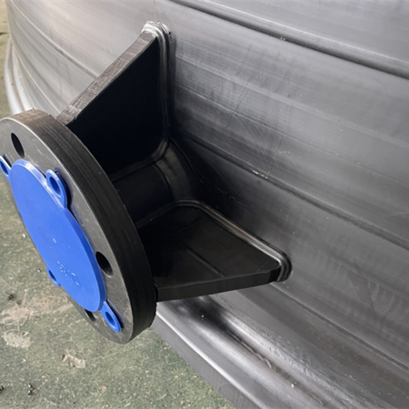 [field:title function='html2text(@me)'/]