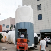 40噸加強(qiáng)版化工塑料儲(chǔ)罐容器