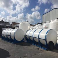 10噸塑料儲(chǔ)罐容器廠家